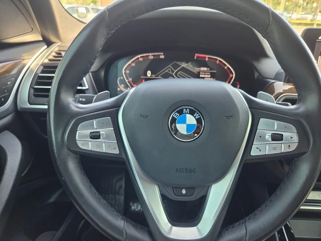 Used 2023 Alpine White BMW xDrive30i image 17