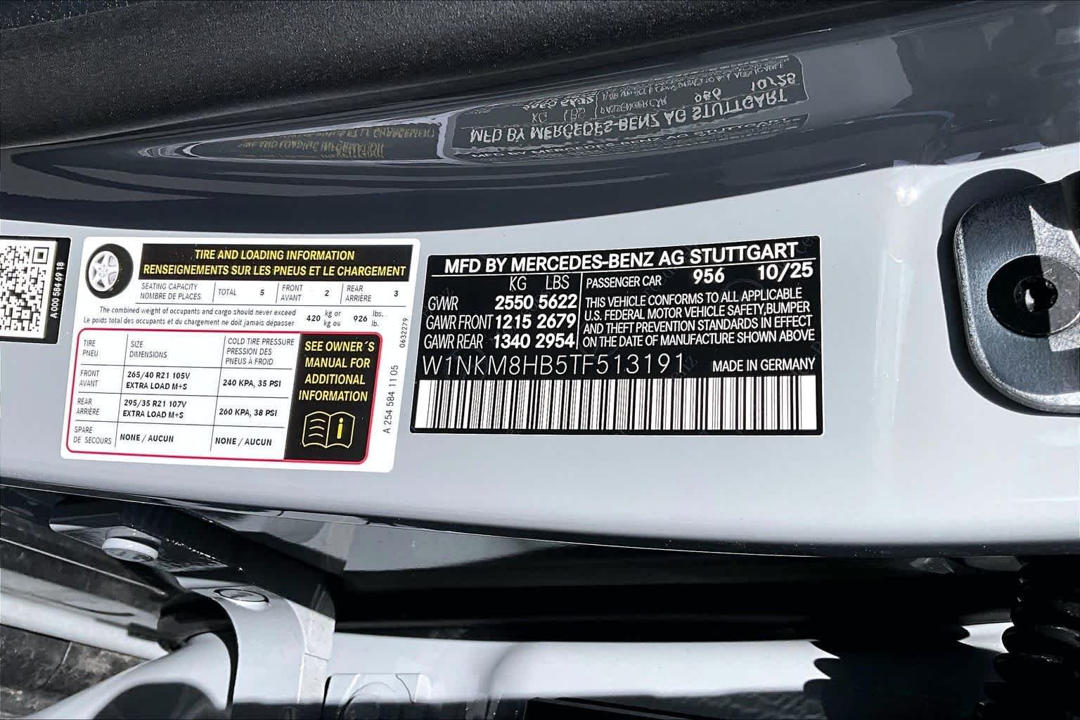 New 2026 MANUFAKTUR Alpine Grey Mercedes-Benz AMG® GLC 43 image 13