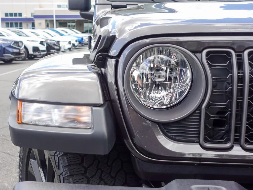 Used 2024 Gray Jeep Sport image 3