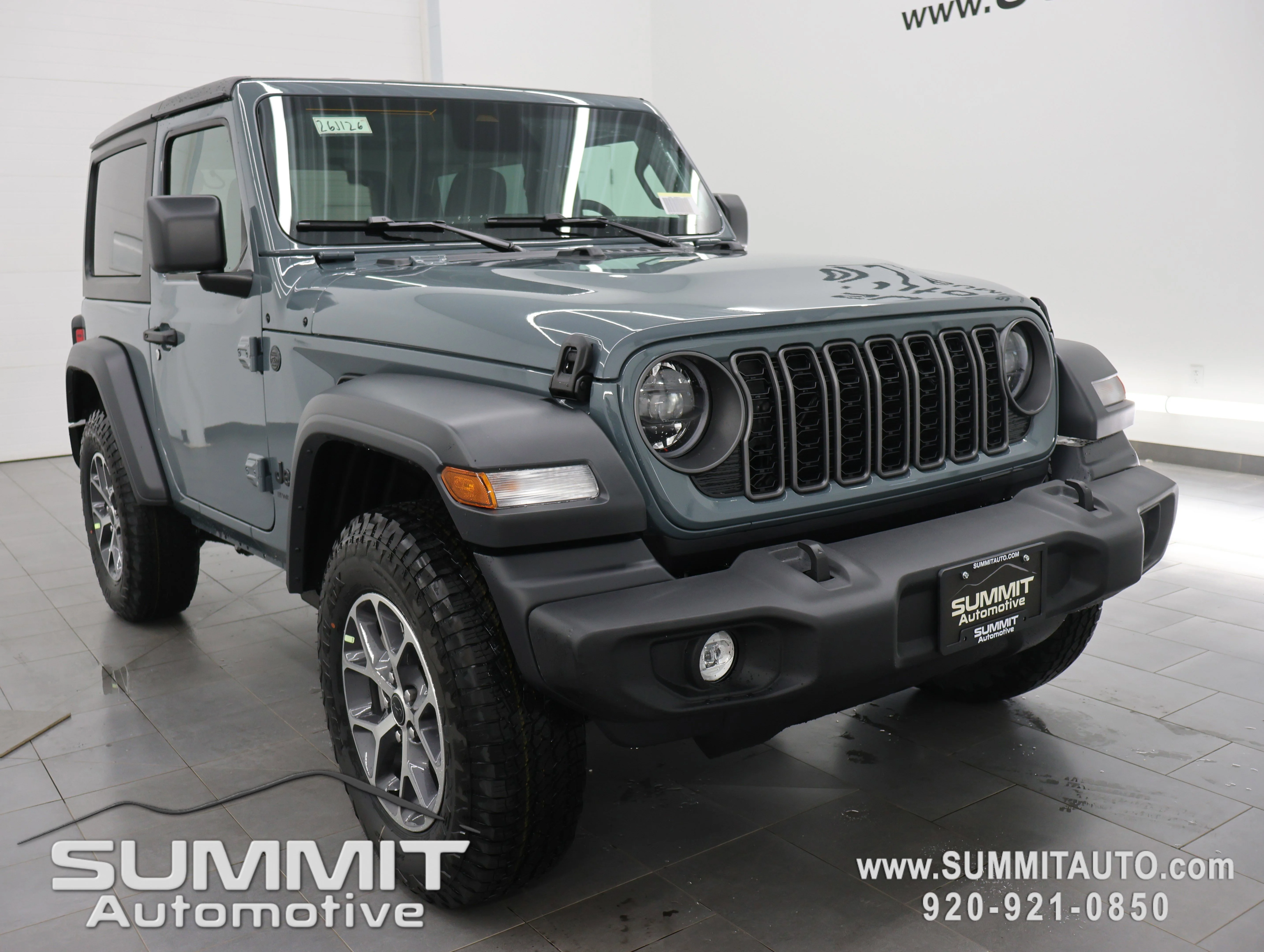New 2026 Anvil Clear-Coat Exterior Paint Jeep Sport S image 2