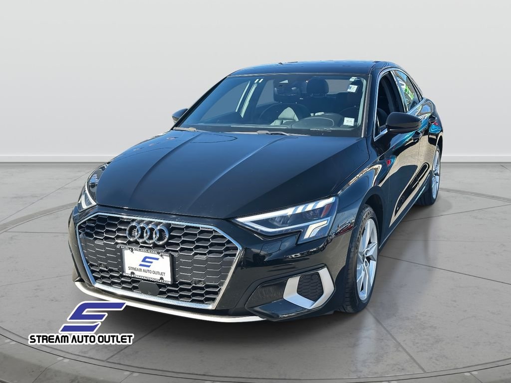 2023 Audi A3 40 Premium Plus photo 3