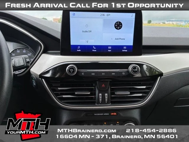 Used 2021 Brown Ford SE image 12