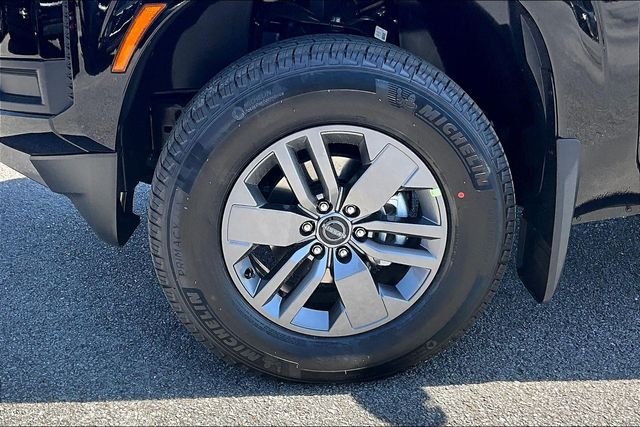 New 2026 Nissan Frontier SV 4D Crew Cab