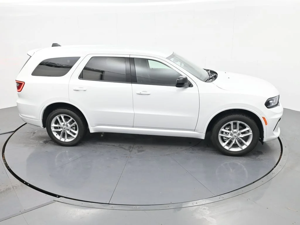 New 2026 White Knuckle Clear-Coat Exterior Paint Dodge GT image 26