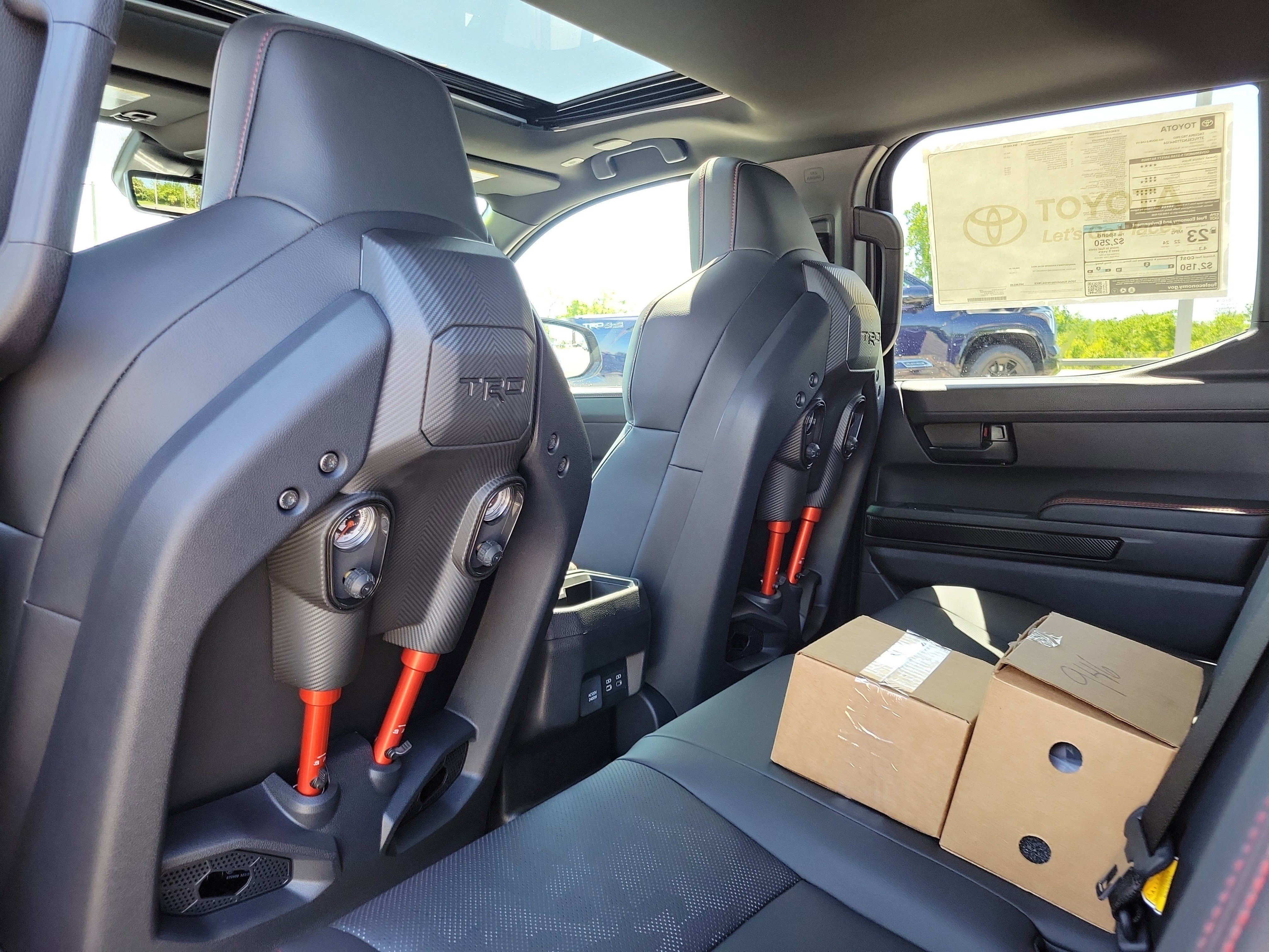 2026 Toyota Tacoma TRD Pro - Photo 14