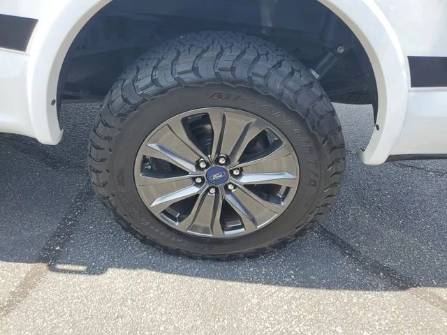 Used 2018 Oxford White Ford XL image 29