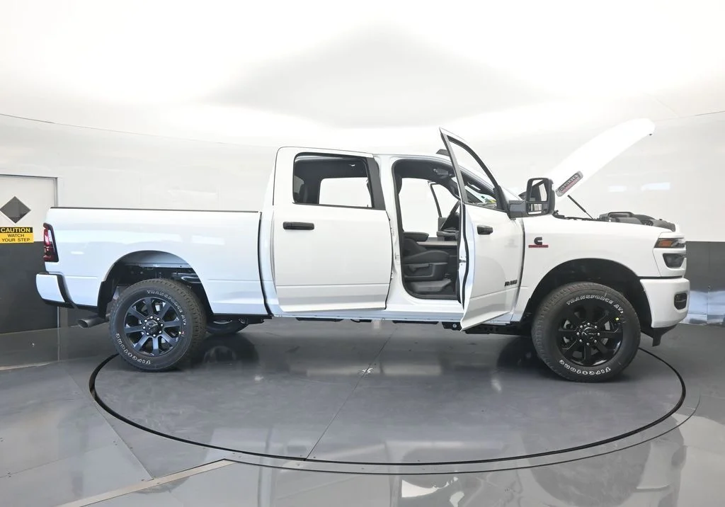 New 2026 Bright White Clear-Coat Exterior Paint RAM Big Horn image 68
