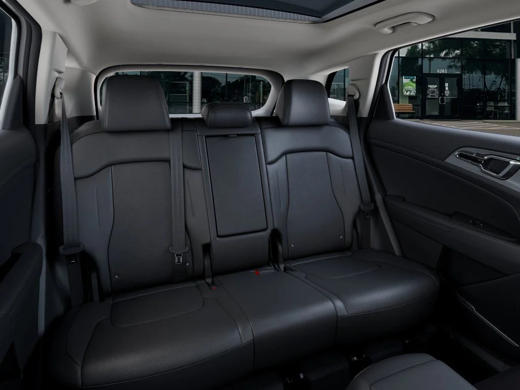 New 2026 Wolf Gray Kia EX image 17