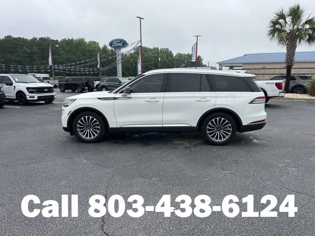 Used 2023 White Lincoln Standard image 35