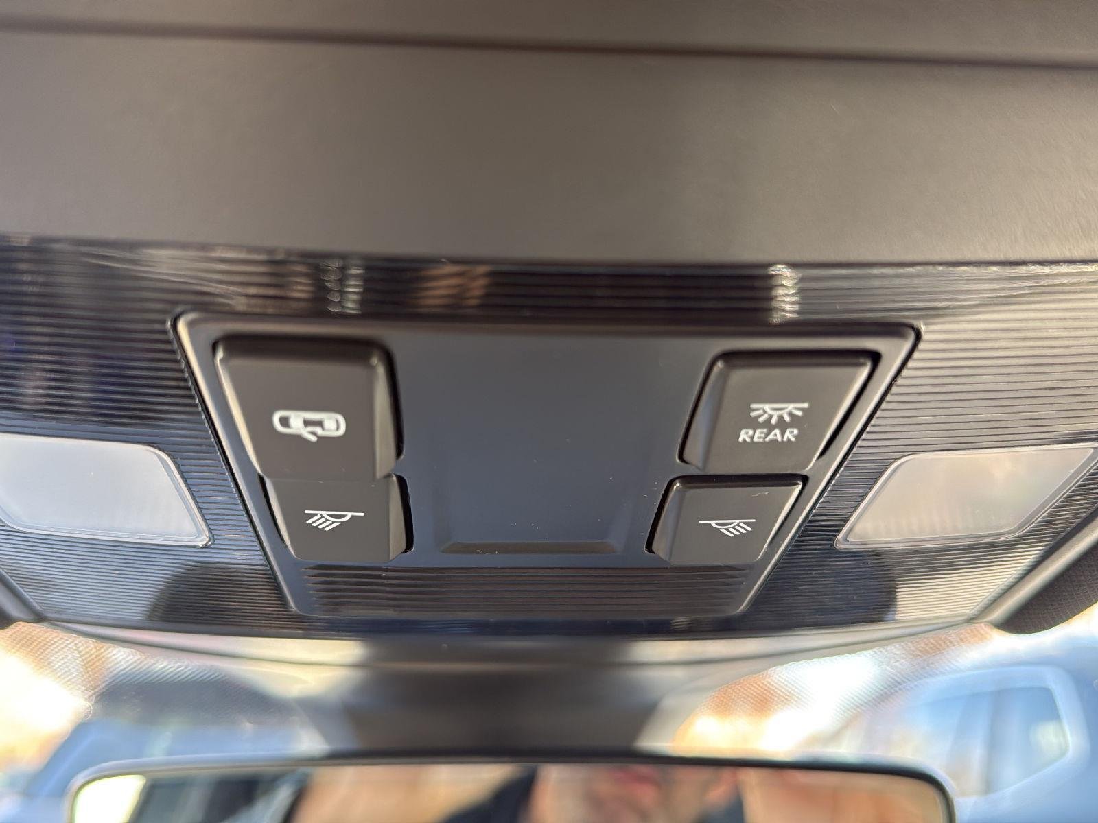 2026 Volkswagen Jetta Sport - Photo 14