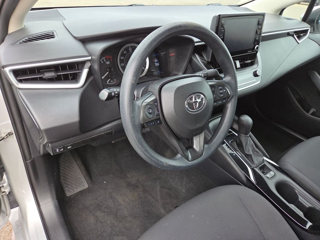 Used 2022 Silver Toyota LE image 18