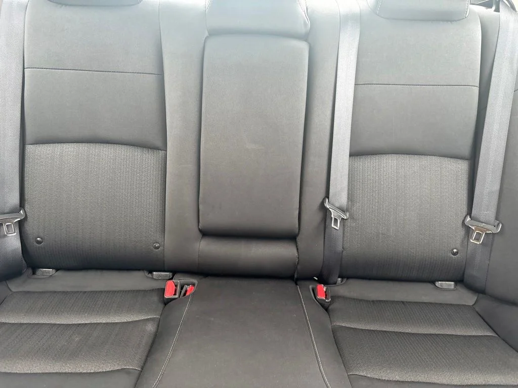 Used 2022 White Nissan 2.5 S image 26