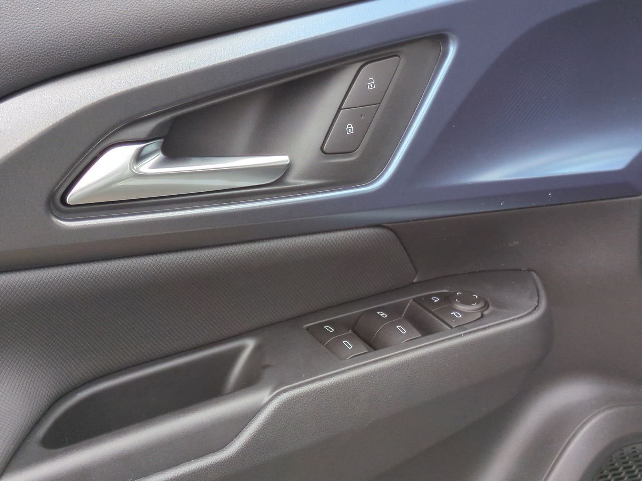 2026 Chevrolet Equinox EV 2LT - Photo 22