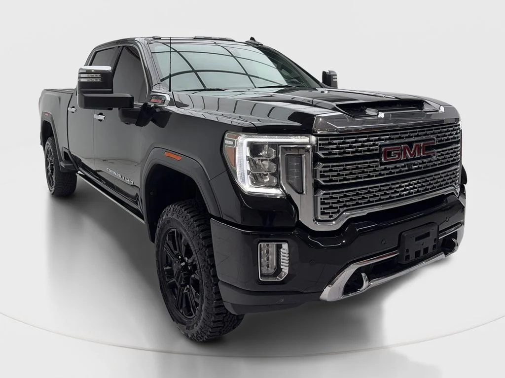 Used 2021 Black GMC Denali image 2