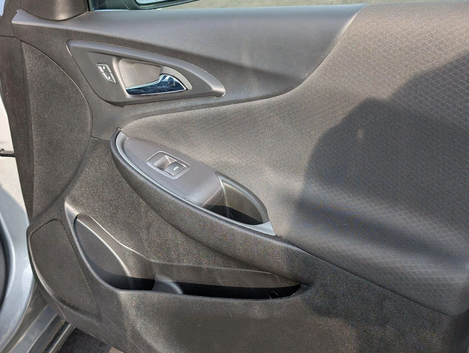 Used 2024 Sterling Gray Metallic Chevrolet 1LT image 37