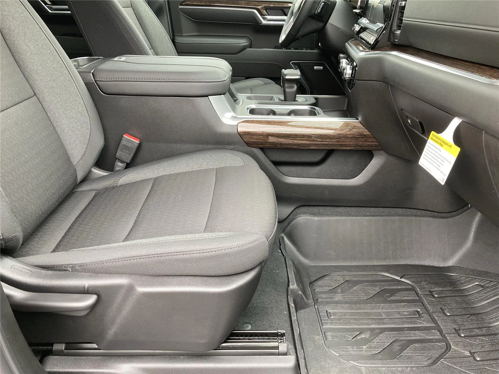 New 2026 Sterling Metallic GMC Elevation image 29