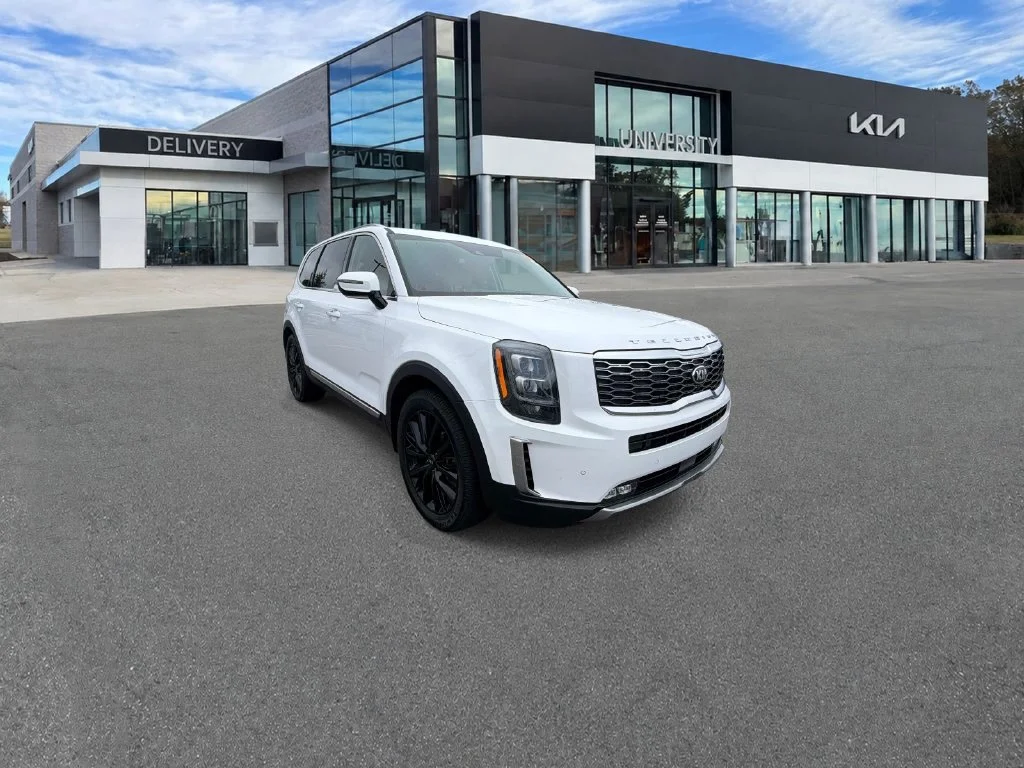 Used 2021 White Kia SX image 1