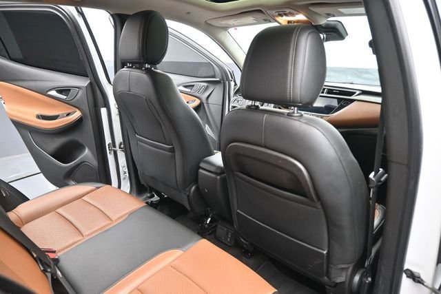 Used 2021 White Buick Essence image 24