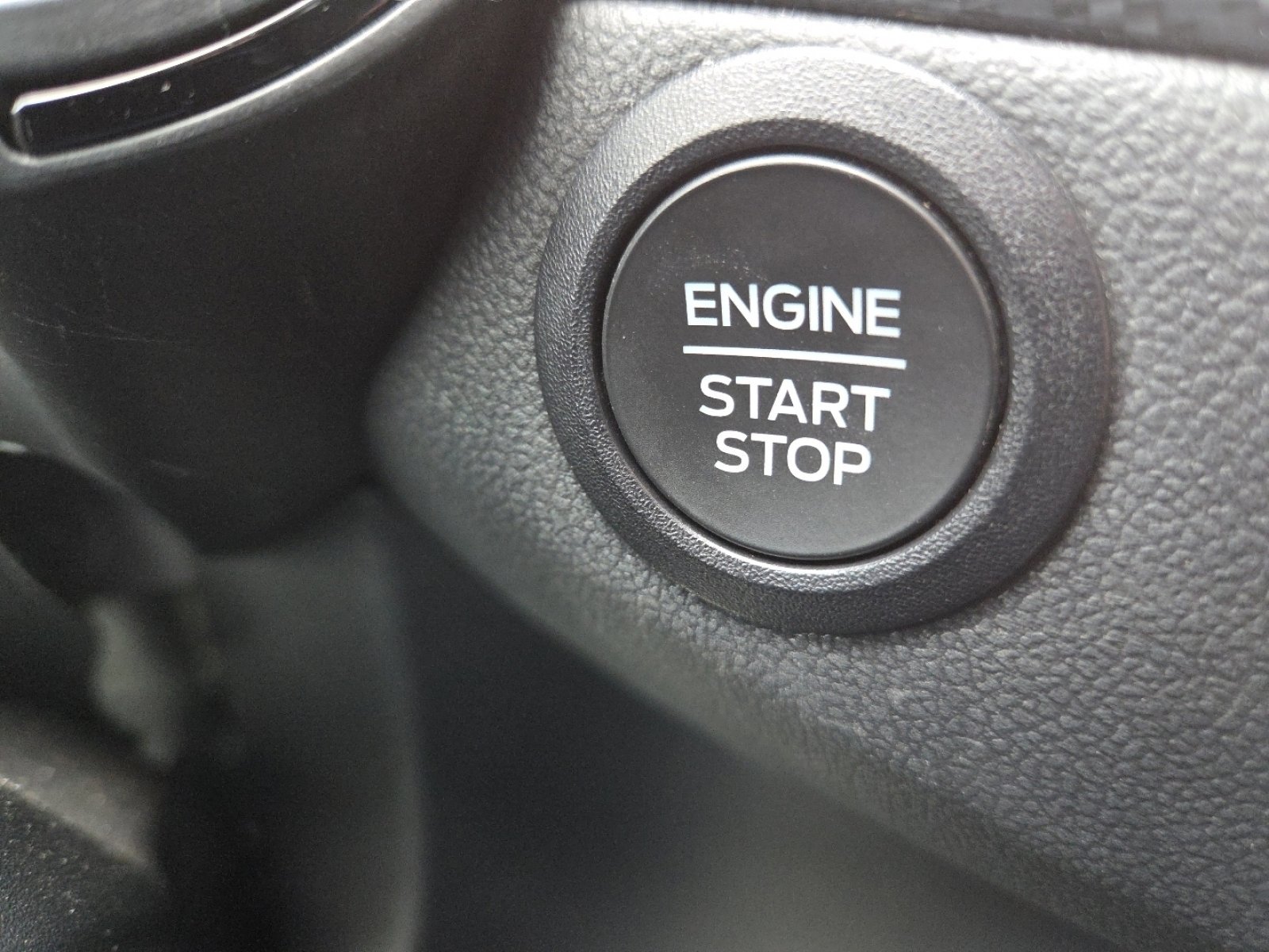 2024 Ford Escape ST-Line - Photo 8