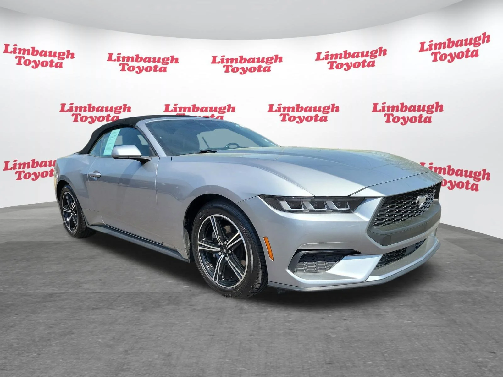 2024 Ford Mustang EcoBoost Premium - Photo 18