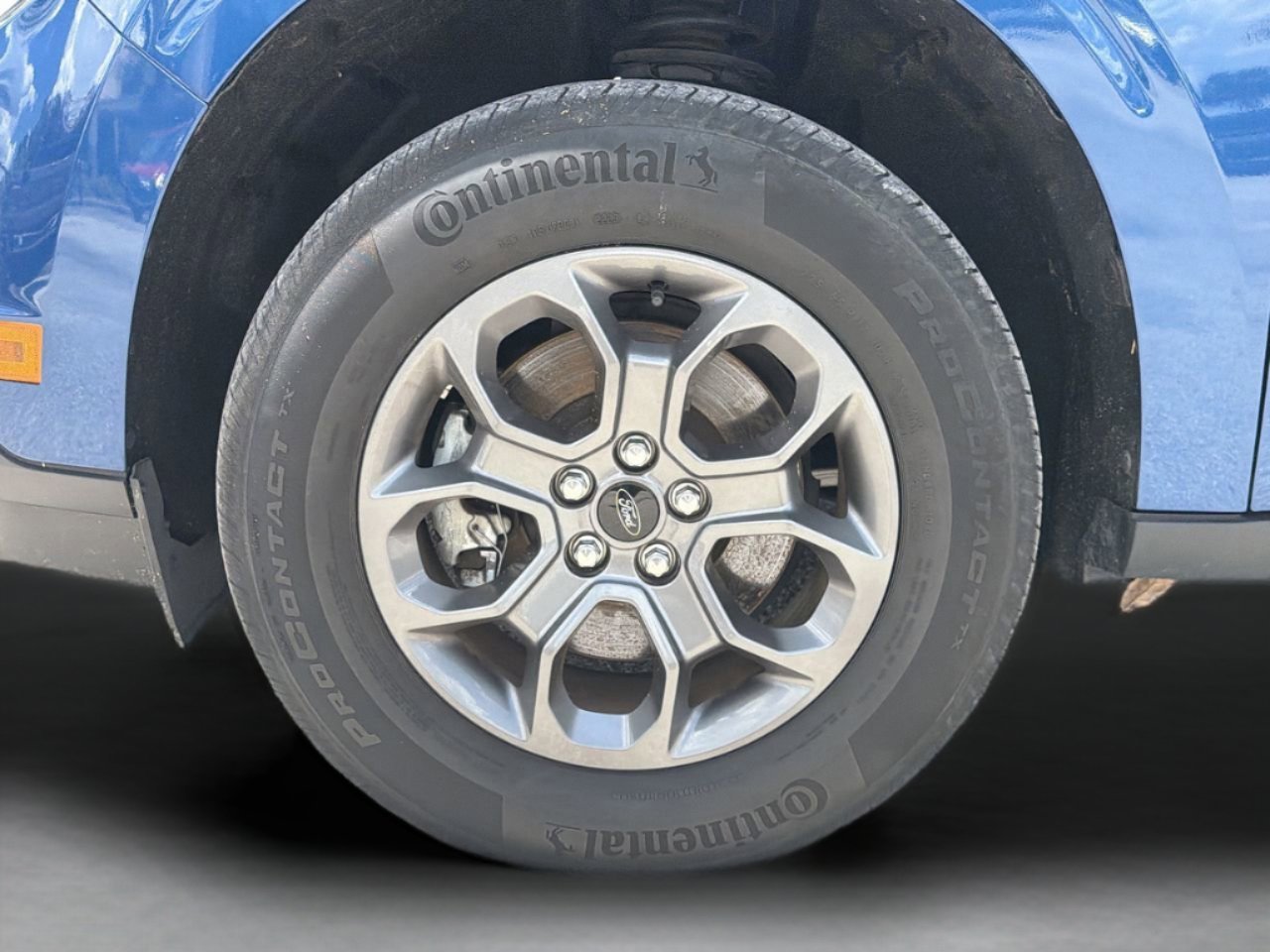 Certified Used 2023 Atlas Blue Metallic Ford XLT image 28