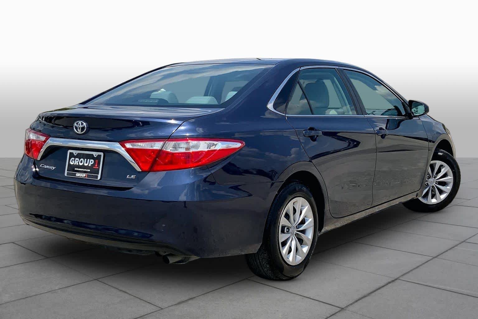 Used 2016 Parisian Night Pearl Toyota LE image 13