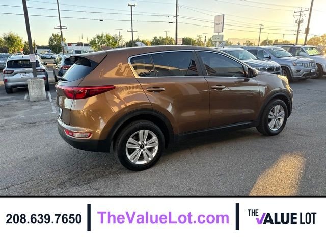 Used 2018 Brown Kia LX image 4