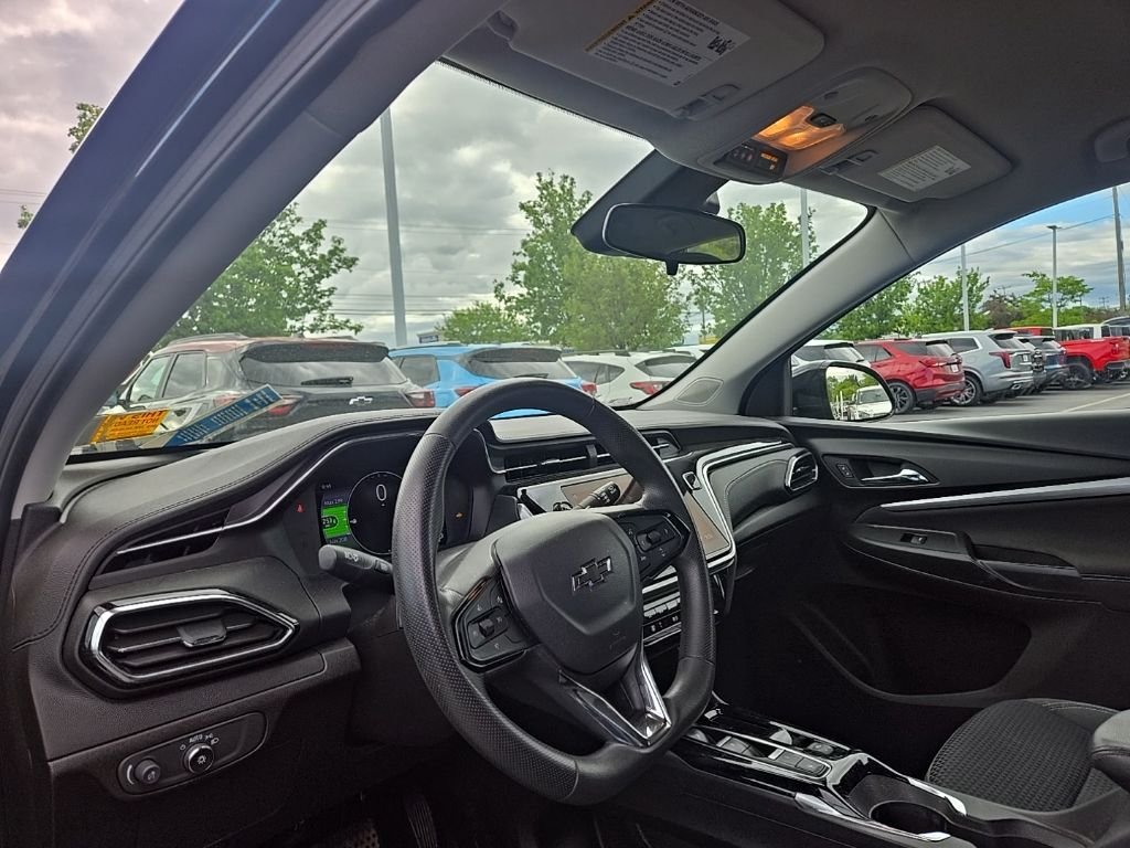 Used 2023 Chevrolet Bolt EUV LT with VIN 1G1FY6S0XP4137879 for sale in Orchard Park, NY