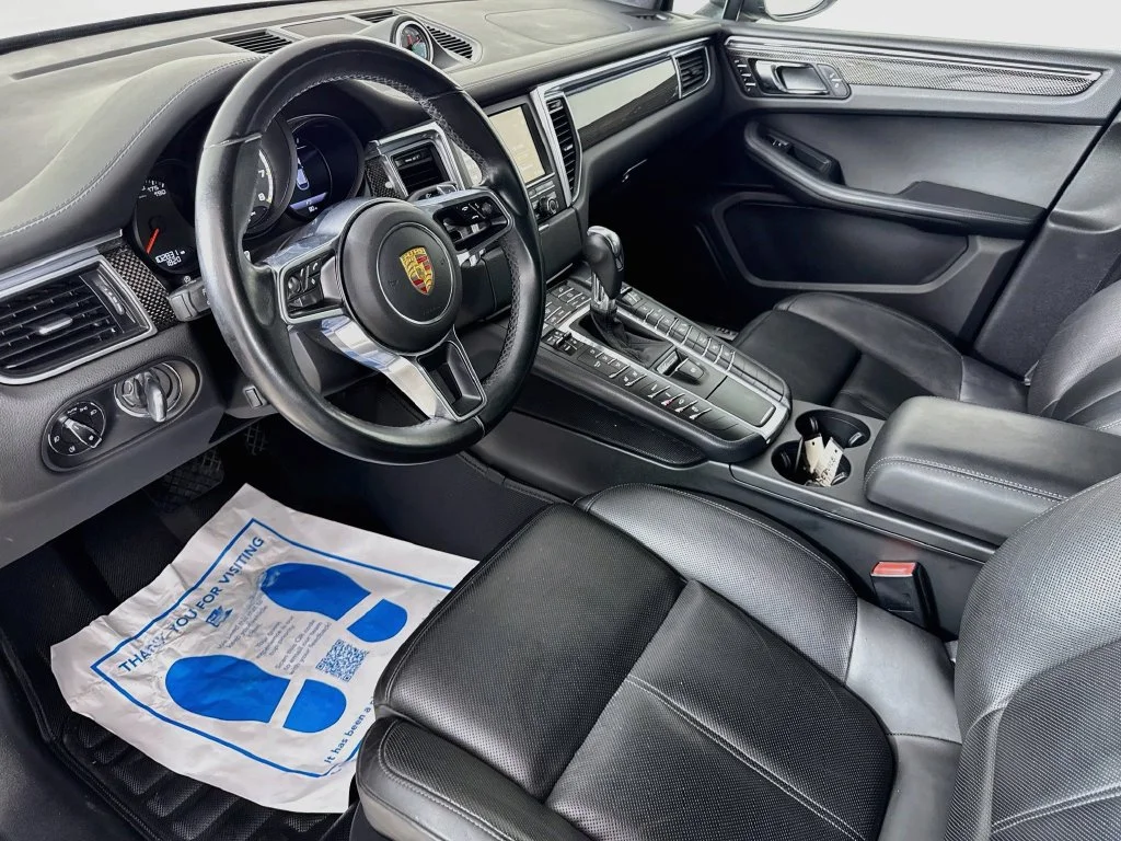 Used 2016 Jet Black Metallic Porsche Turbo image 10