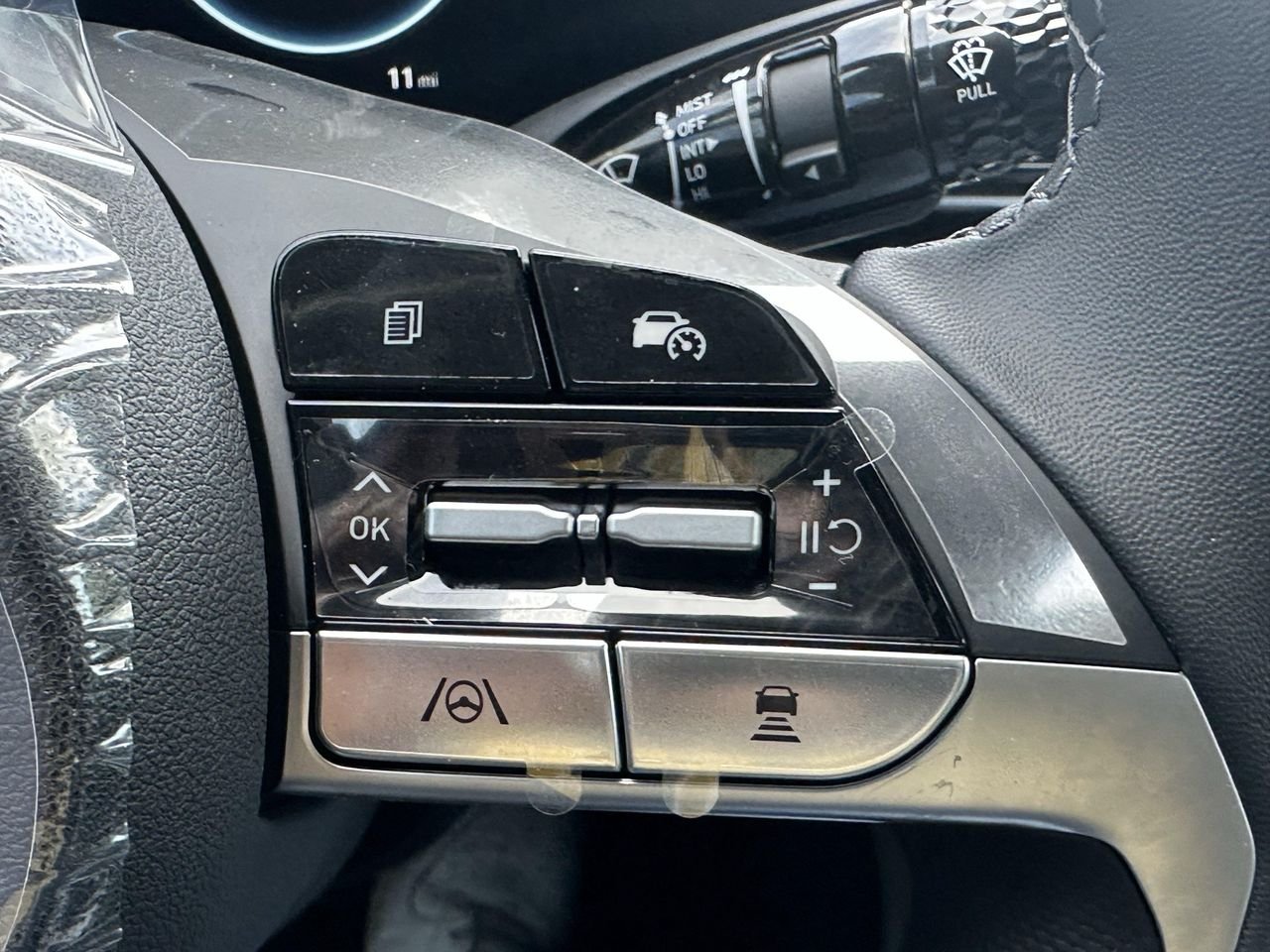 New 2026 Ecotronic Gray Hyundai Limited image 23