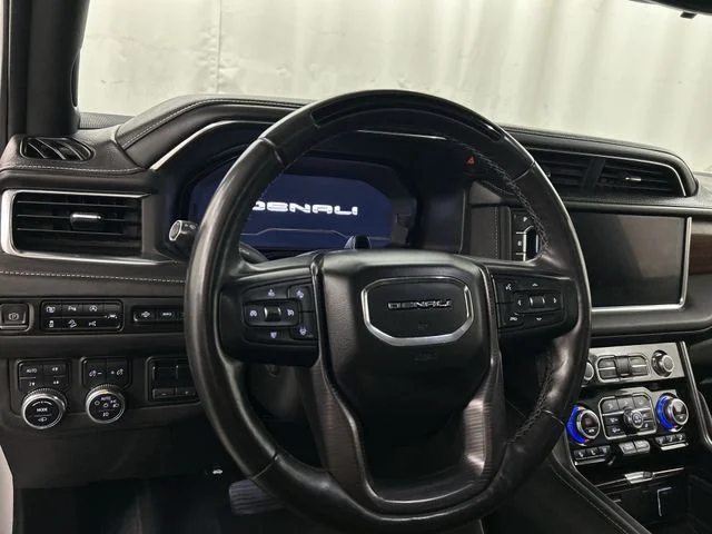 2023 GMC Yukon Denali Ultimate - Photo 8