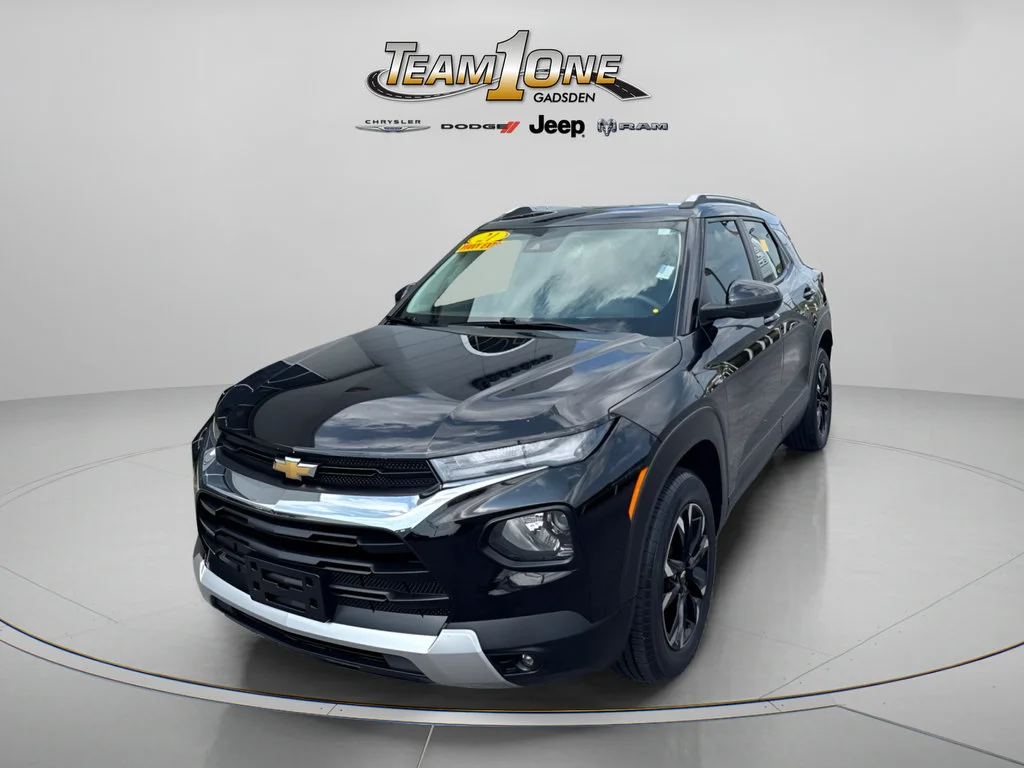 Used 2021 Mosaic Black Metallic Chevrolet LT image 5