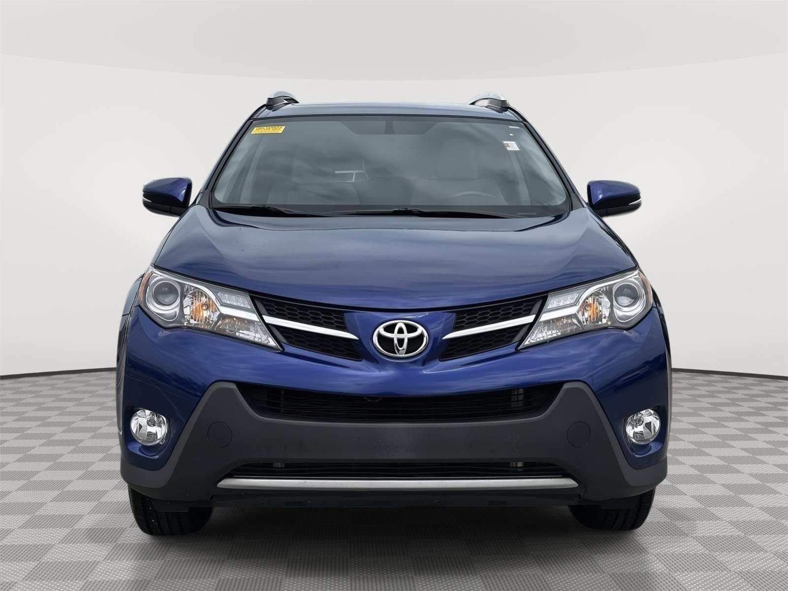 Used 2015 Toyota RAV4 XLE with VIN 2T3WFREV1FW207485 for sale in Kansas City