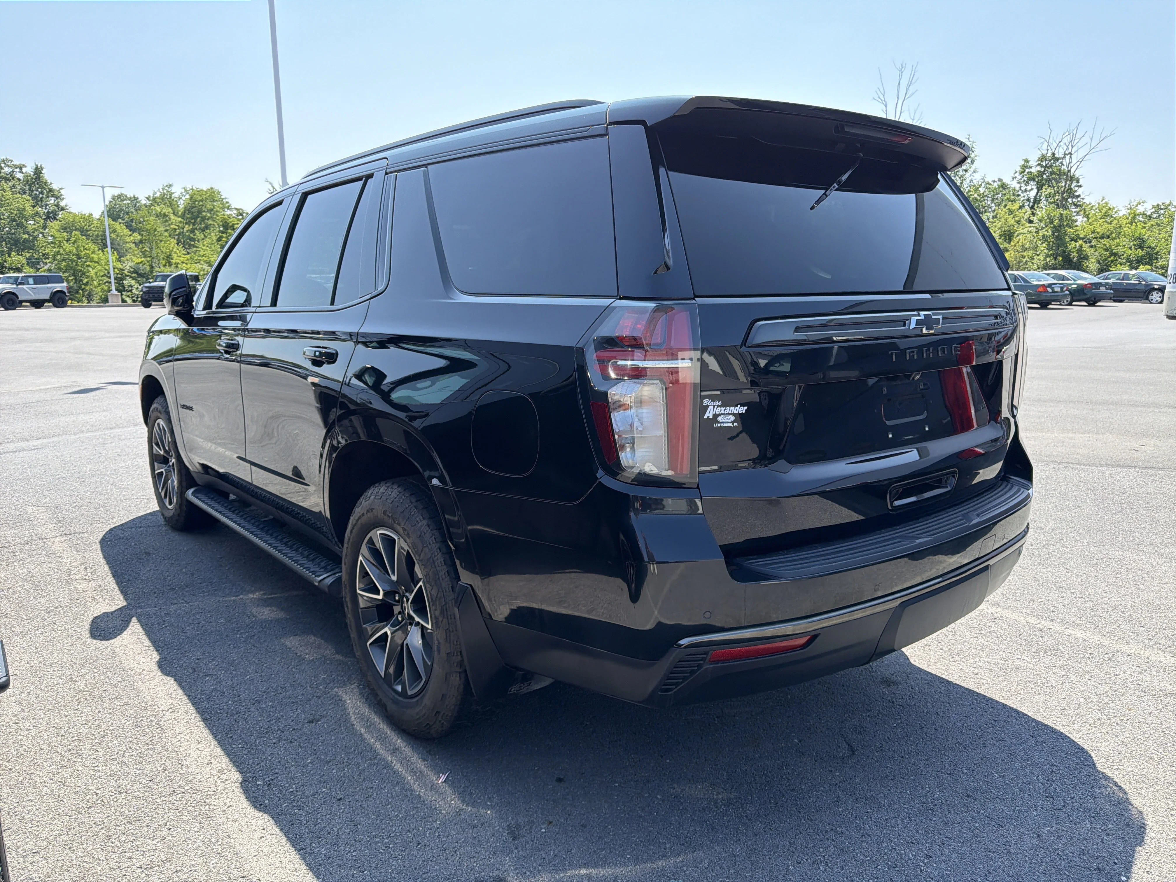 Used 2021 Black Chevrolet Z71 image 35