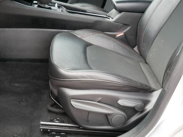Used 2024 Silver Jeep Trailhawk image 14