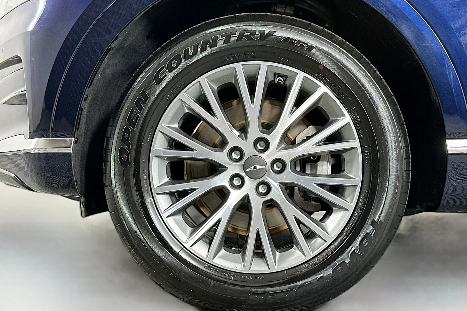 Used 2024 Capri Blue Genesis  image 11
