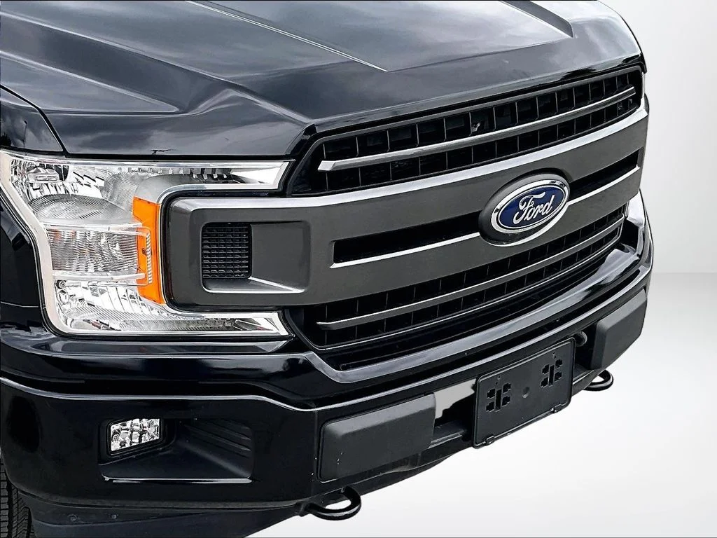 Used 2018 Black Ford XLT image 30