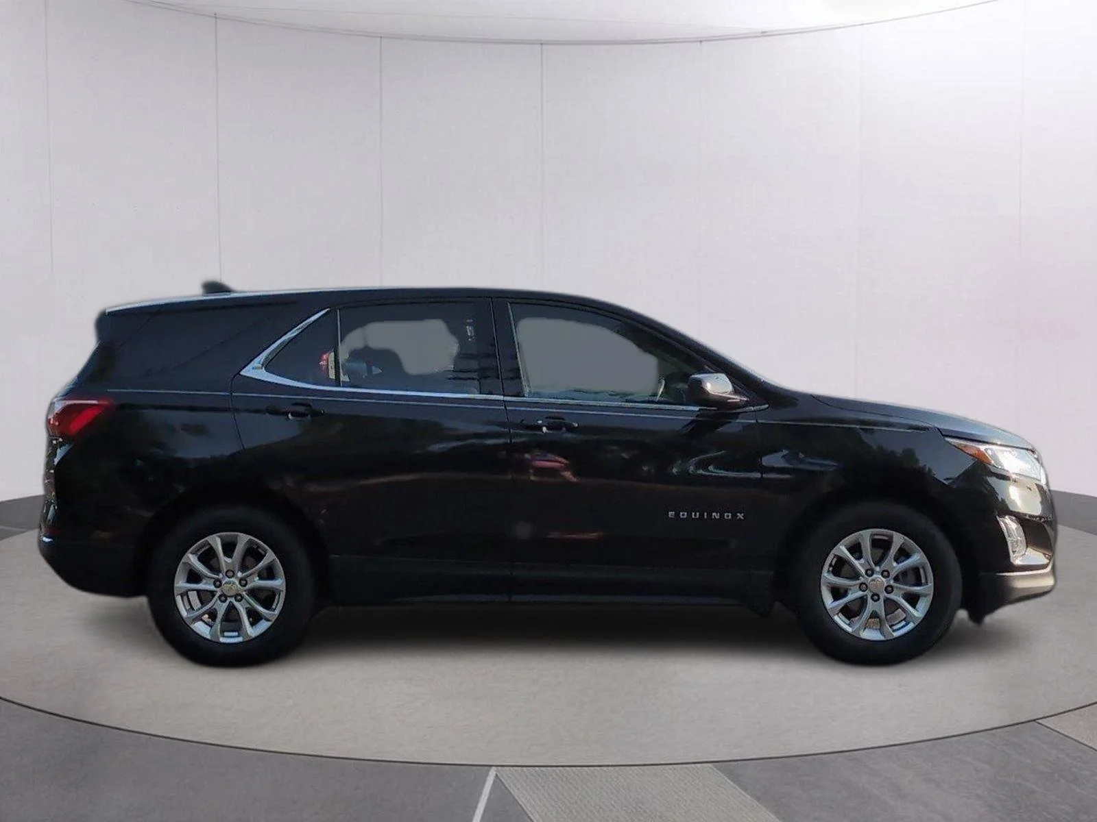 Used 2020 MOSAIC BLACK METALLIC Chevrolet LT image 8