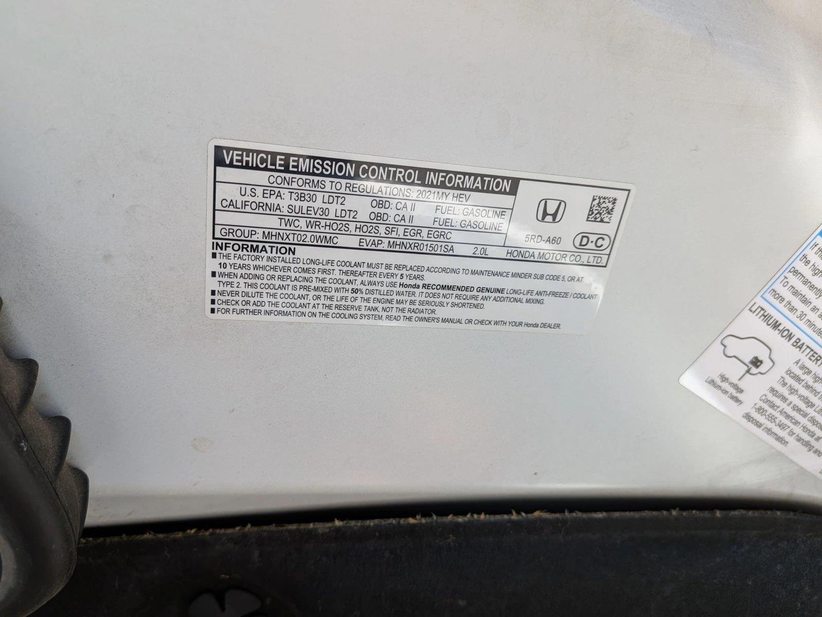 Used 2021 Platinum White Pearl Honda EX image 24