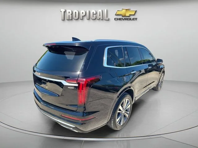 Used 2020 STELLAR BLACK METALLIC Cadillac FWD Premium Luxury image 5