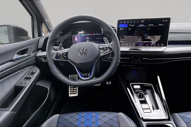 Used 2025 White Volkswagen 2.0T image 5