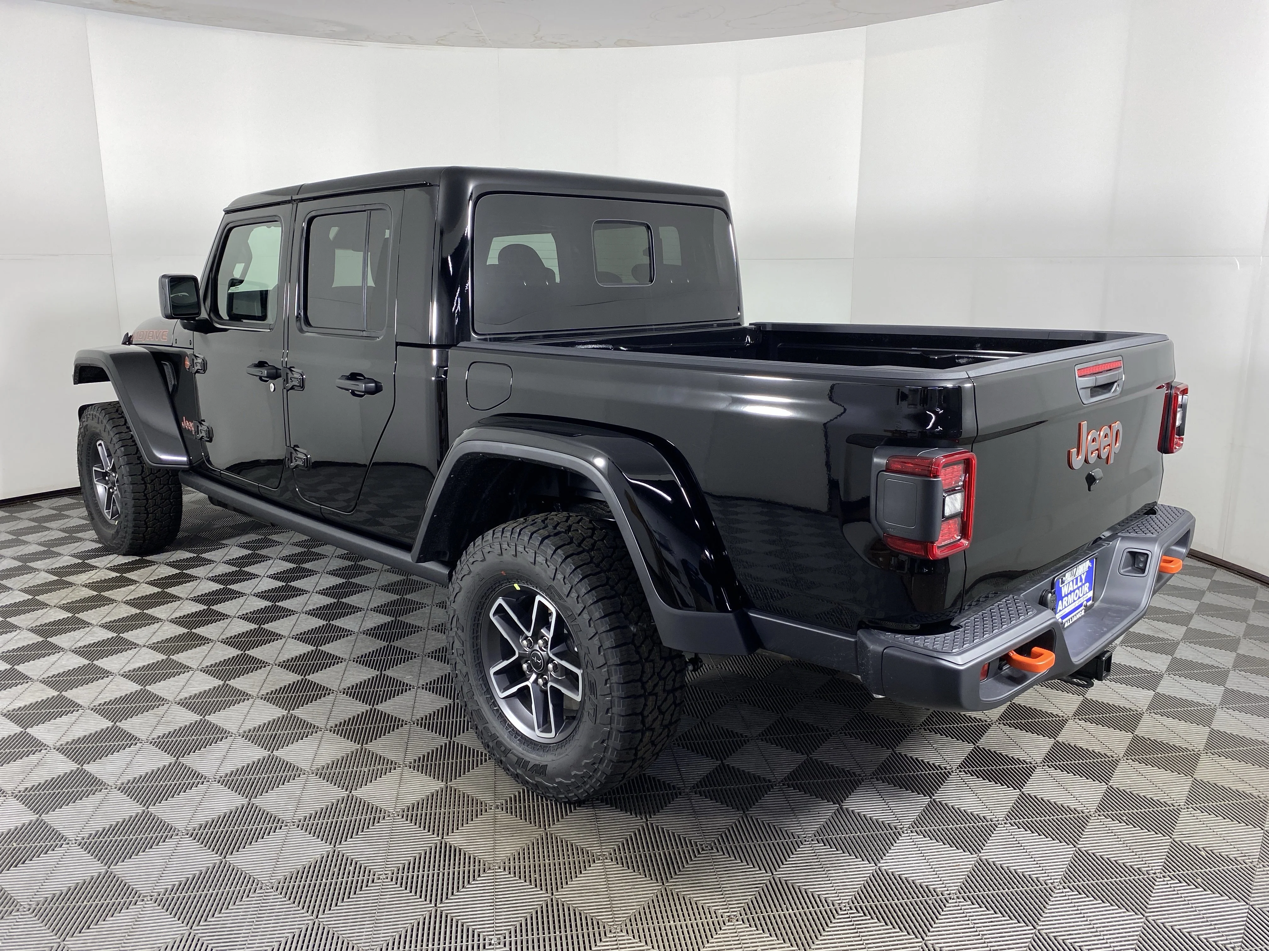 New 2026 Black Clear-Coat Exterior Paint Jeep Mojave image 8