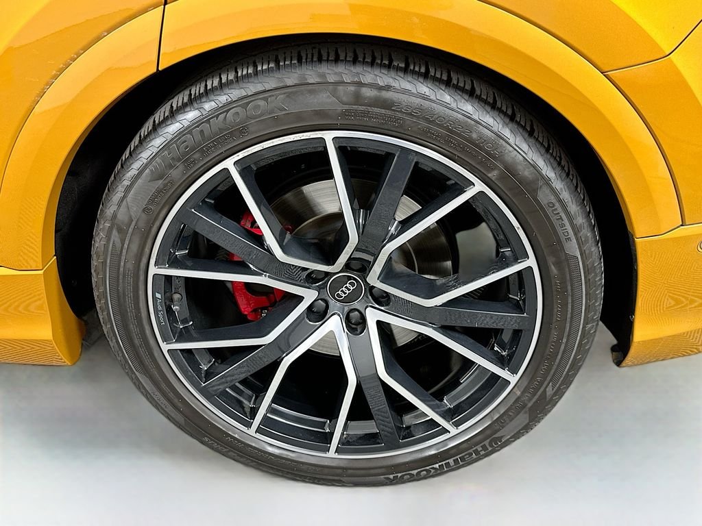 Used 2021 Dragon Orange Metallic Audi 4.0T Prestige image 32