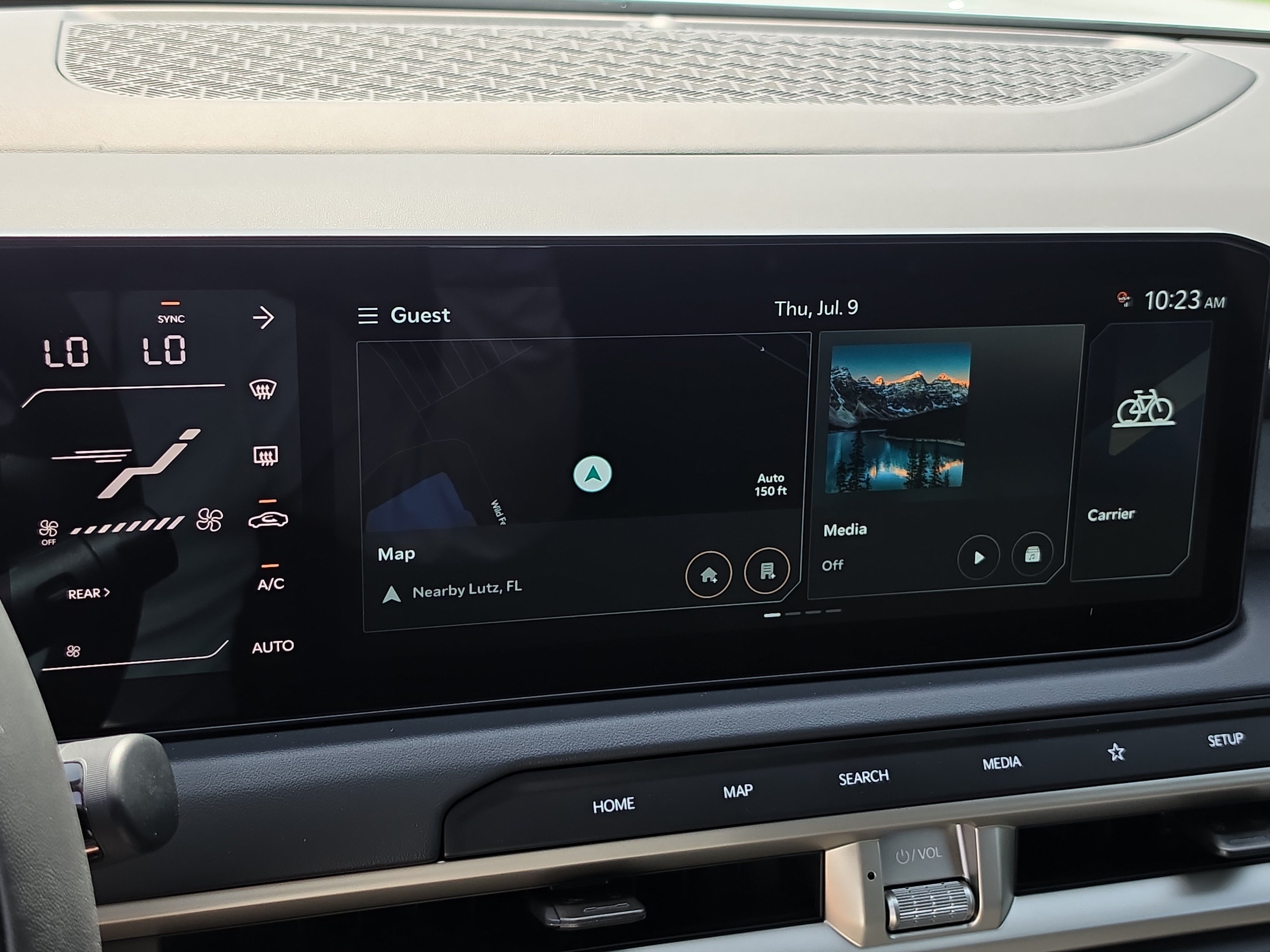New 2027 Glacial White Pearl Kia S image 24
