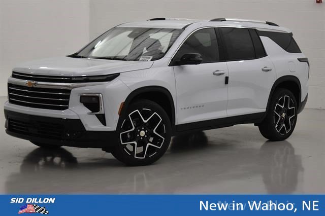 New 2026 Polar White Tricoat Chevrolet High Country image 1