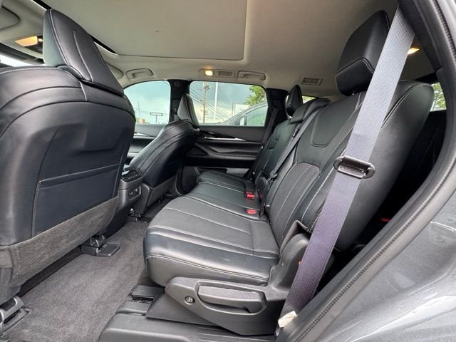 Certified Used 2024 Gray INFINITI PURE image 35
