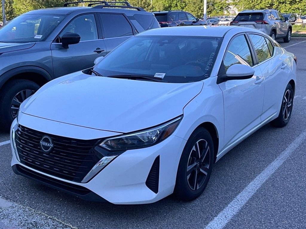 Used 2024 White Nissan SV image 3