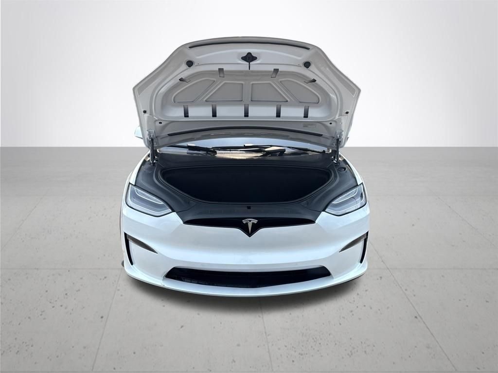 Used 2022 White Tesla Base image 3