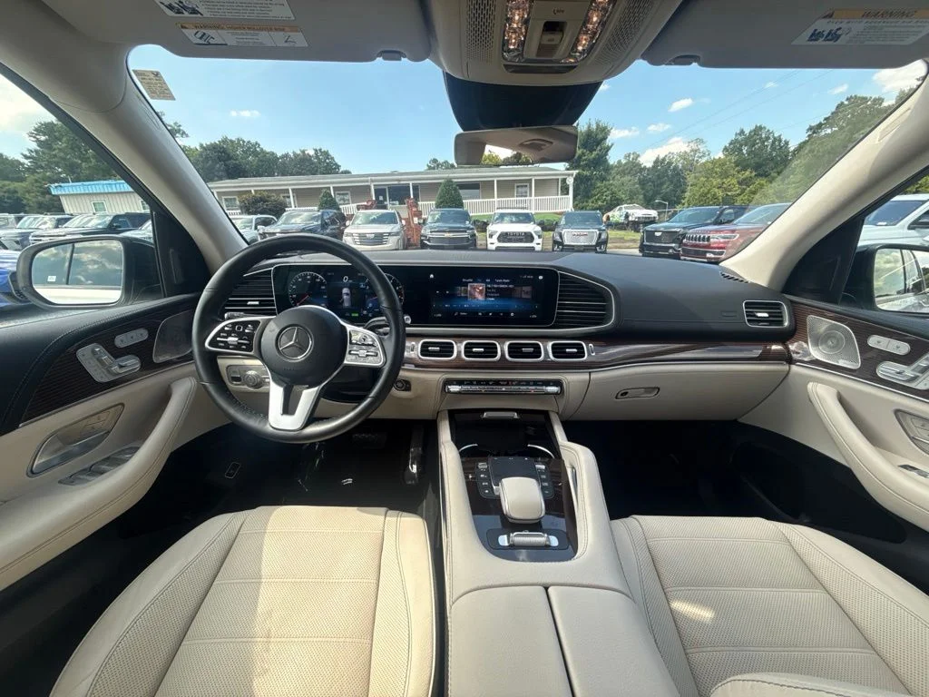 Used 2023 White Mercedes-Benz GLE 580 image 14