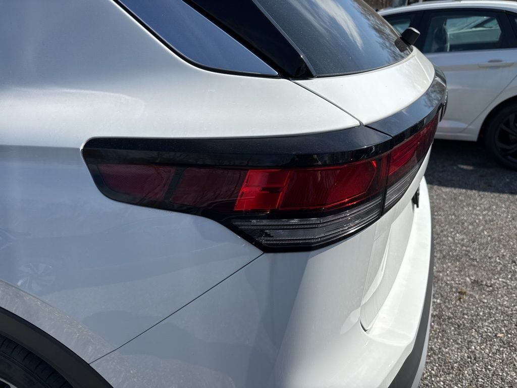 New 2025 White Volkswagen 2.0T S image 13